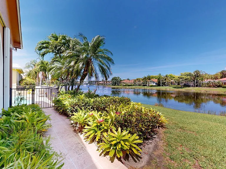 71 Cayman Pl — Photo 40