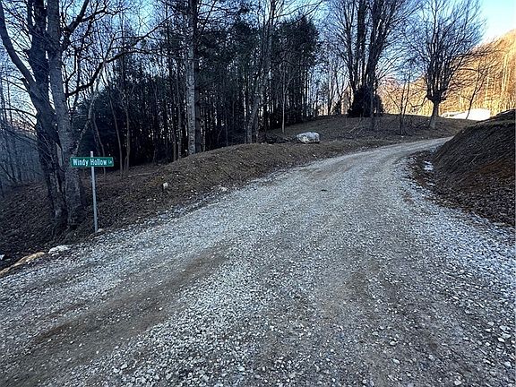 5th image of 45 Windy Hollow Lane