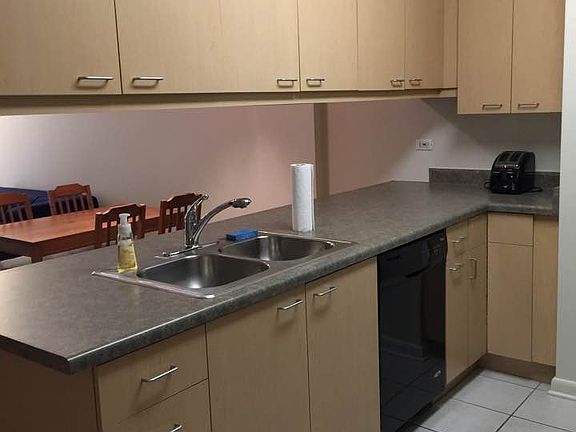 5th image of 1222 Chicago Ave APT 301