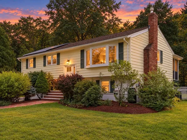 186 High St, Chelmsford, MA 01824