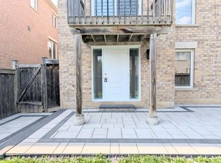 133 Valley Vista Dr #BASEMENT, Vaughan, ON L6A 0Z5