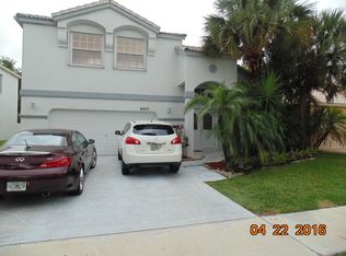 6668 Waverly Ln, Lake Worth, FL 33467