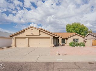 8432 W Surrey Ave, Peoria, AZ 85381