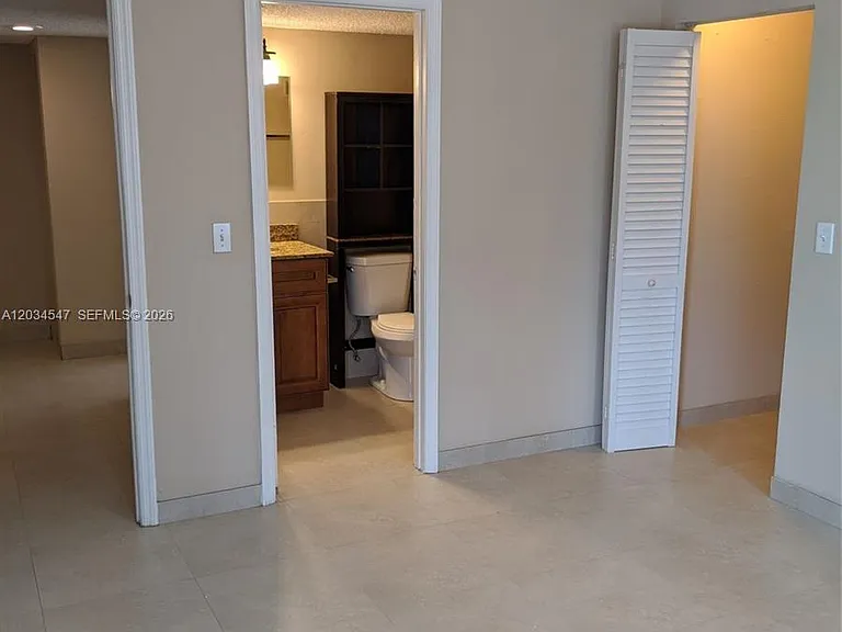 4015 W McNab Rd #D210 — Photo 21