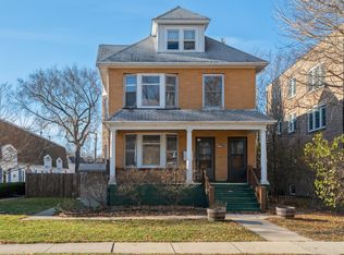 2630 Prairie Ave #1, Evanston, IL 60201