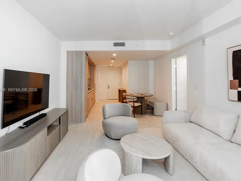 77 SE 5th St #1910 — Photo 1