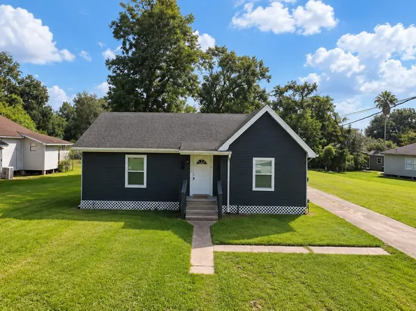 4608 McKinley Ave, Groves, TX 77619