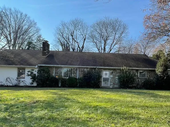 906 S Bellevue Ave, Langhorne, PA 19047