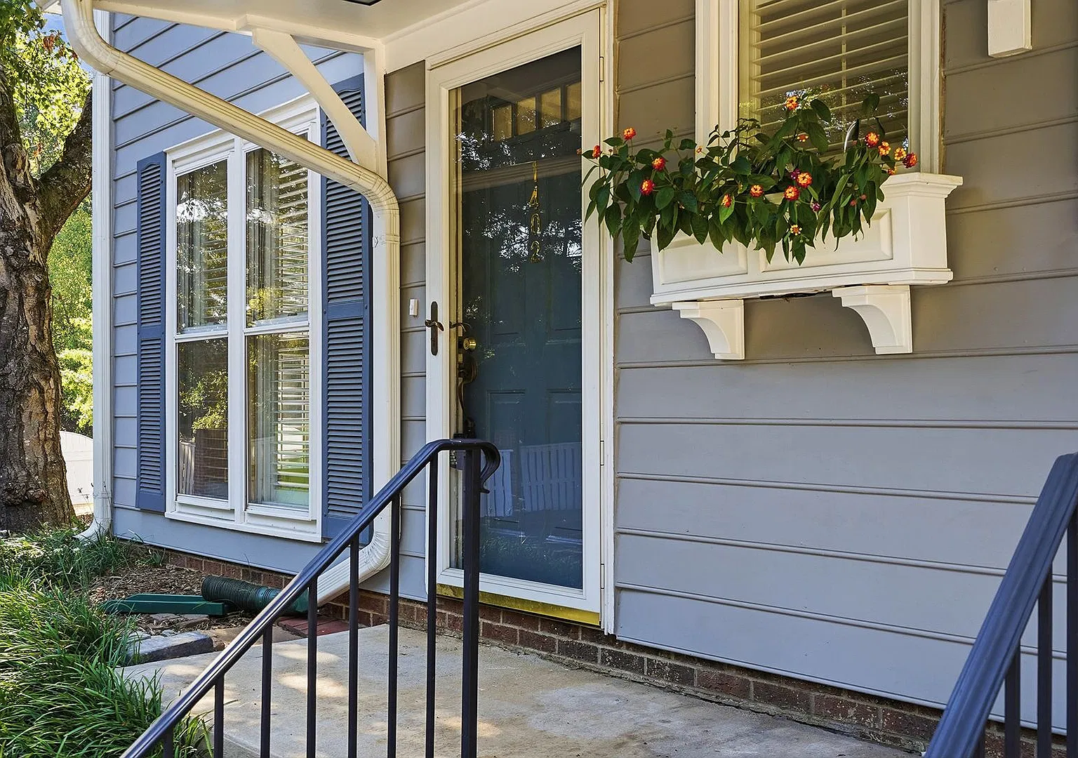 Available Now! Updated End-Unit Townhome-Near Five Points & Village District — Photo 2