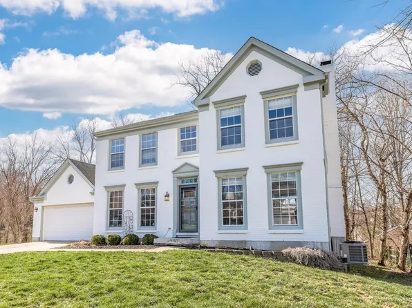 1176 Forest Run Dr, Batavia, OH 45103