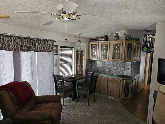 3rd image of 303 N Lindsay Rd #S-014