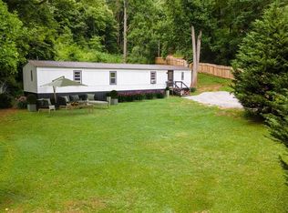 190 Hatfield Rd, Franklin, NC 28734