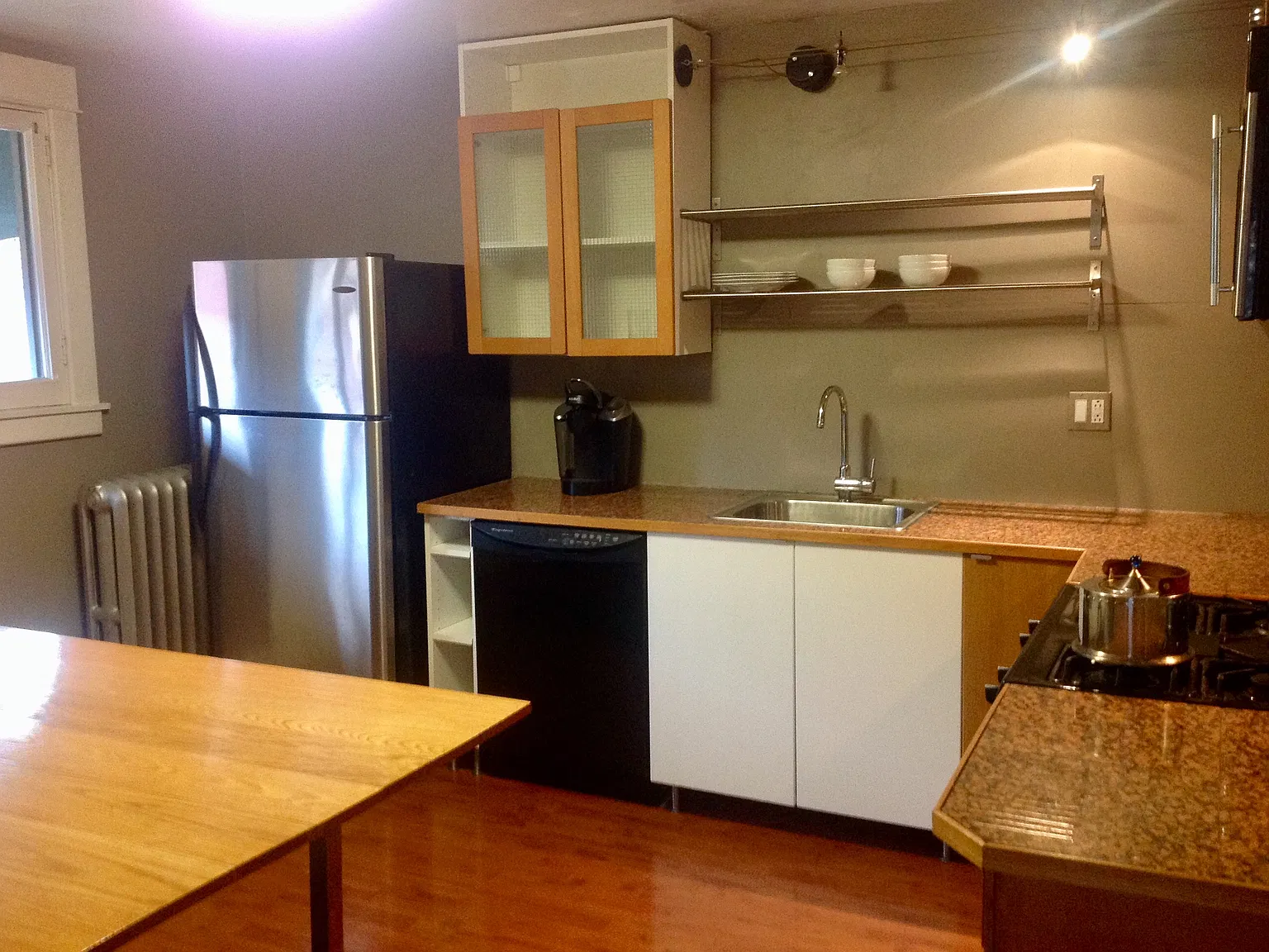 2 bed, 1600 sqft, $1,650 — Photo 4
