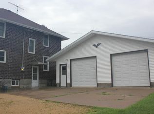 3260 Line Rd, Cuba City, WI 53807