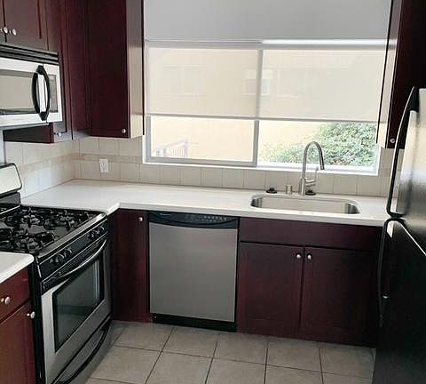 4th image of 11948 Gorham Ave #3