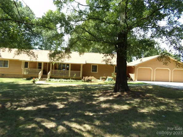 1243 Meadow Creek Church Rd, Locust, NC 28097