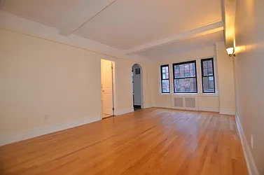 Rented by Manhattan Realty Group