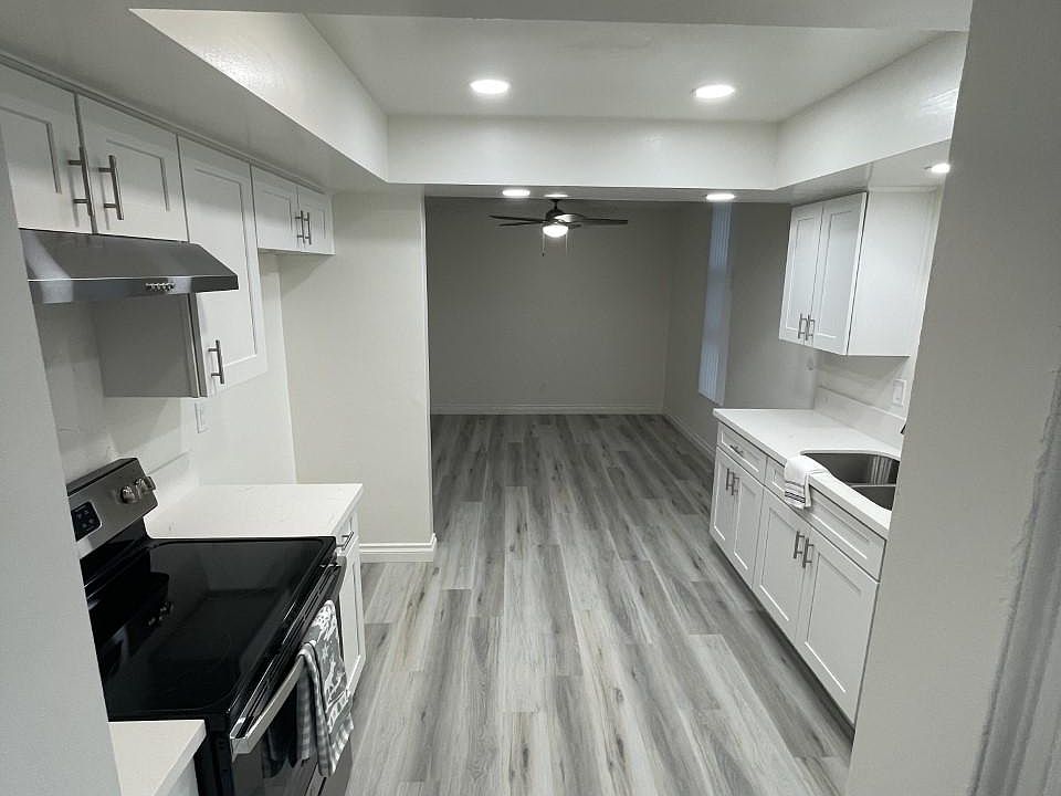 Entry to New Kitchen ,