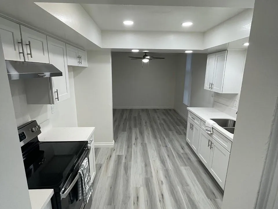 Entry to New Kitchen ,