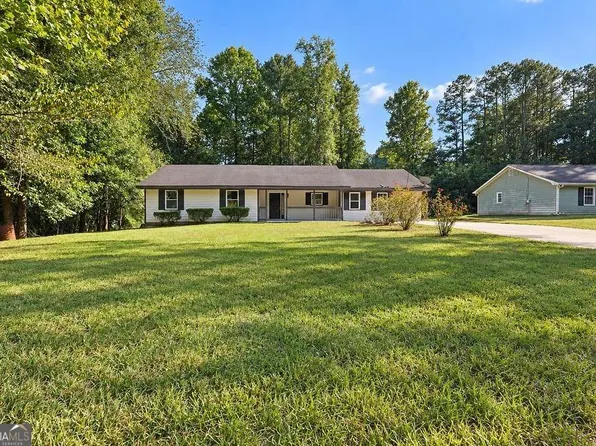 190 Mountain View Cir, Covington, GA 30016