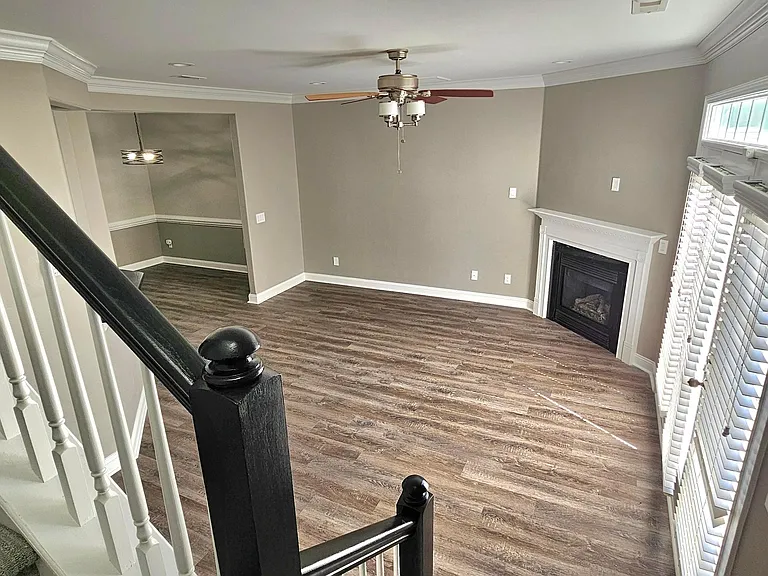 5817 Fox Point Cir — Photo 18
