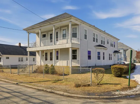 984 York Ave #2L, Pawtucket, RI 02861