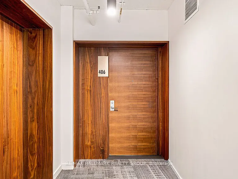 135 Barrette St #406 — Photo 9