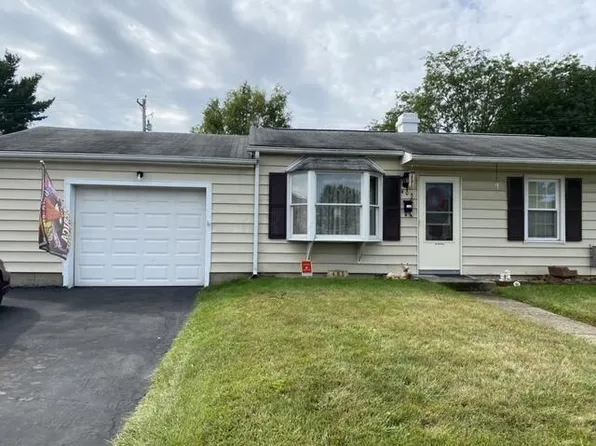 405 Avon Dr, Circleville, OH 43113
