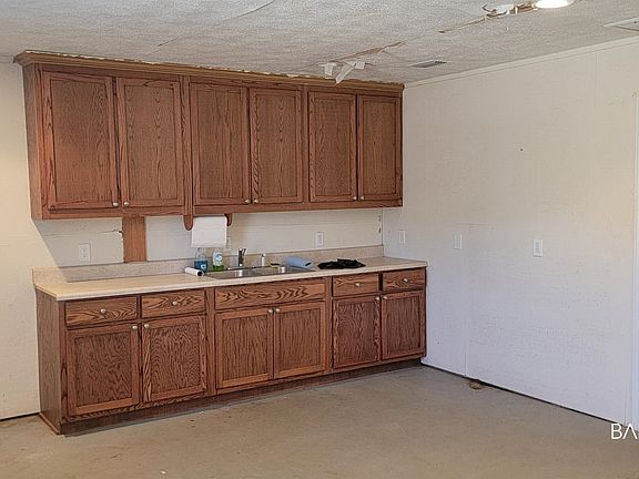 3rd image of 14827 Bamboo Ranch Rd