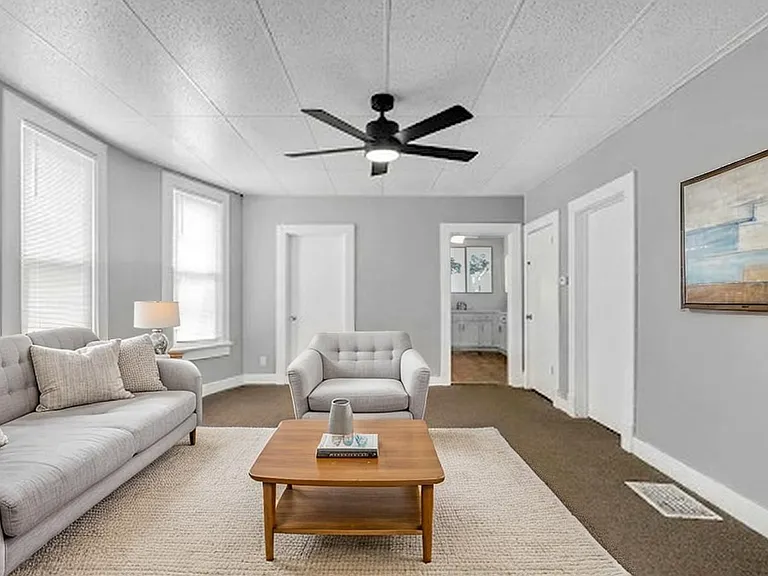 217 E North St #1-A — Photo 3