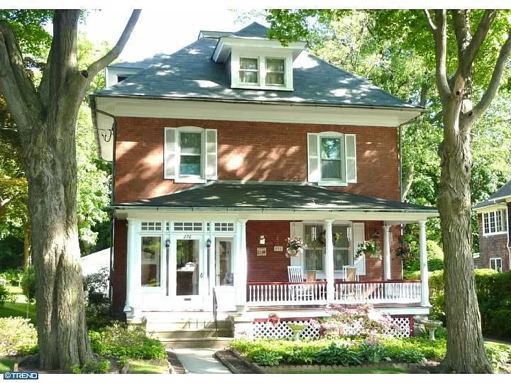 270 Mather Rd photo 1