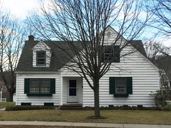 1301 Ringwood Ave, Haskell, NJ 07420