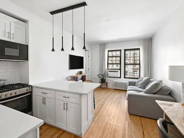 87 Barrow St APT 5g, New York, NY 10014