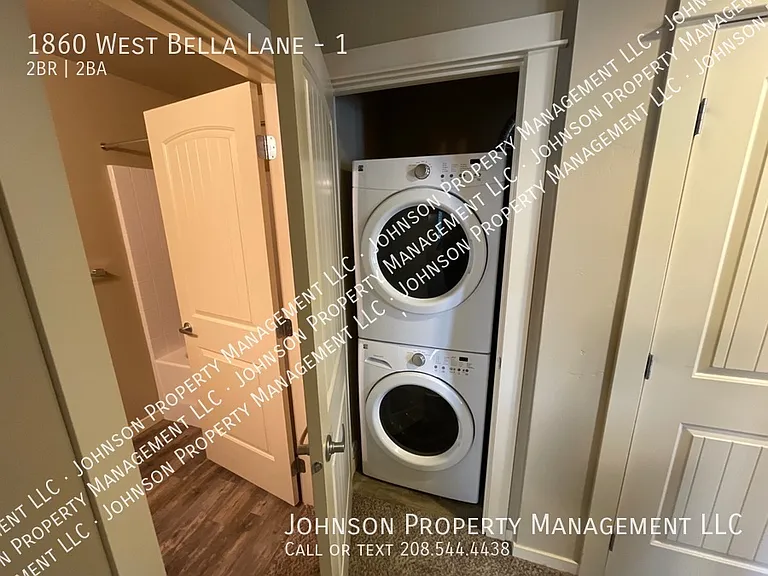1860 W Bella Ln #1 — Photo 10