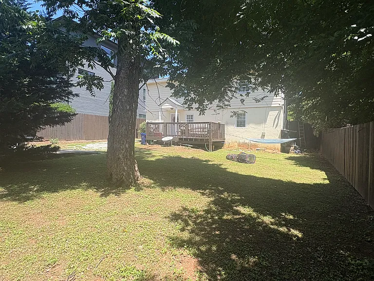 1439 Windsor Pkwy NE — Photo 38