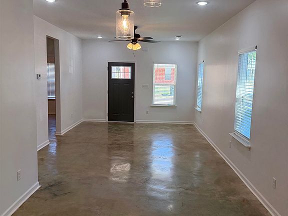 2nd image of 755 Cella St