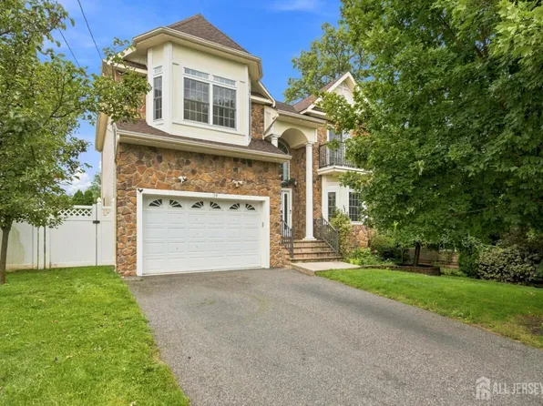 39 Hamilton Ave, Edison, NJ 08820
