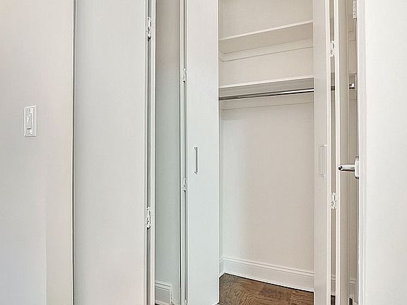 5th image of 235 W 22nd St APT 3b