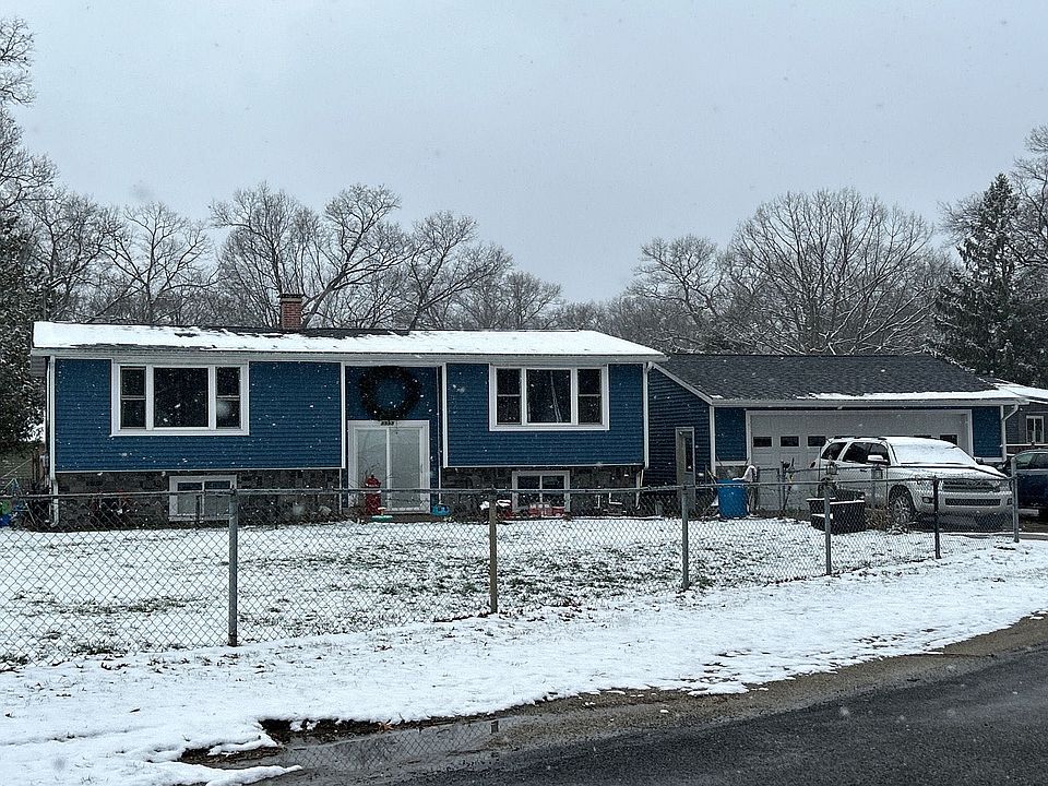 1st image of 5595 E Jefferson Ave