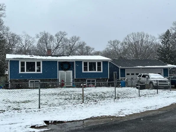 5595 E Jefferson Ave, Muskegon, MI 49442