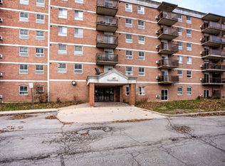 745 Davis Dr #608, Kingston, ON K7M8J4