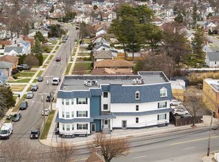 533 Greenwich St, Hempstead, NY