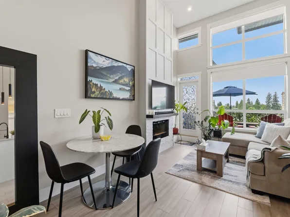 22335 McIntosh Ave #607, Maple Ridge, BC V2X 3C2