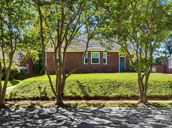 2327 Morton St, Charlotte, NC 28208