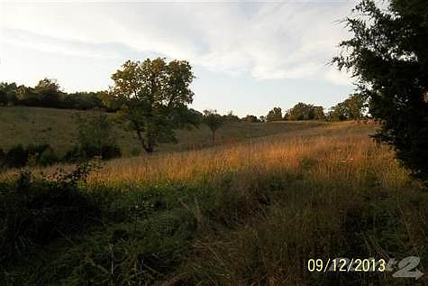 2nd image of 2060 Davis Rd