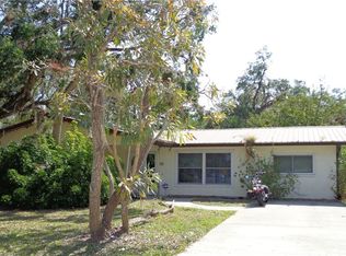 73 Martin St, Labelle, FL 33935