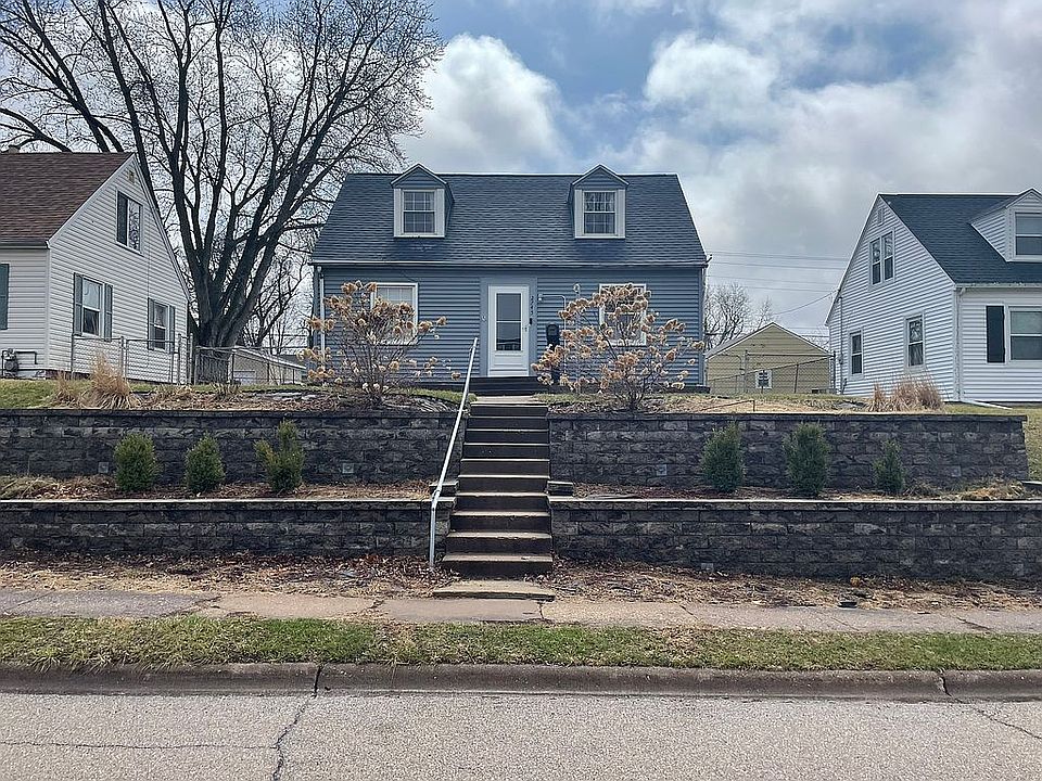 Front with landscaping