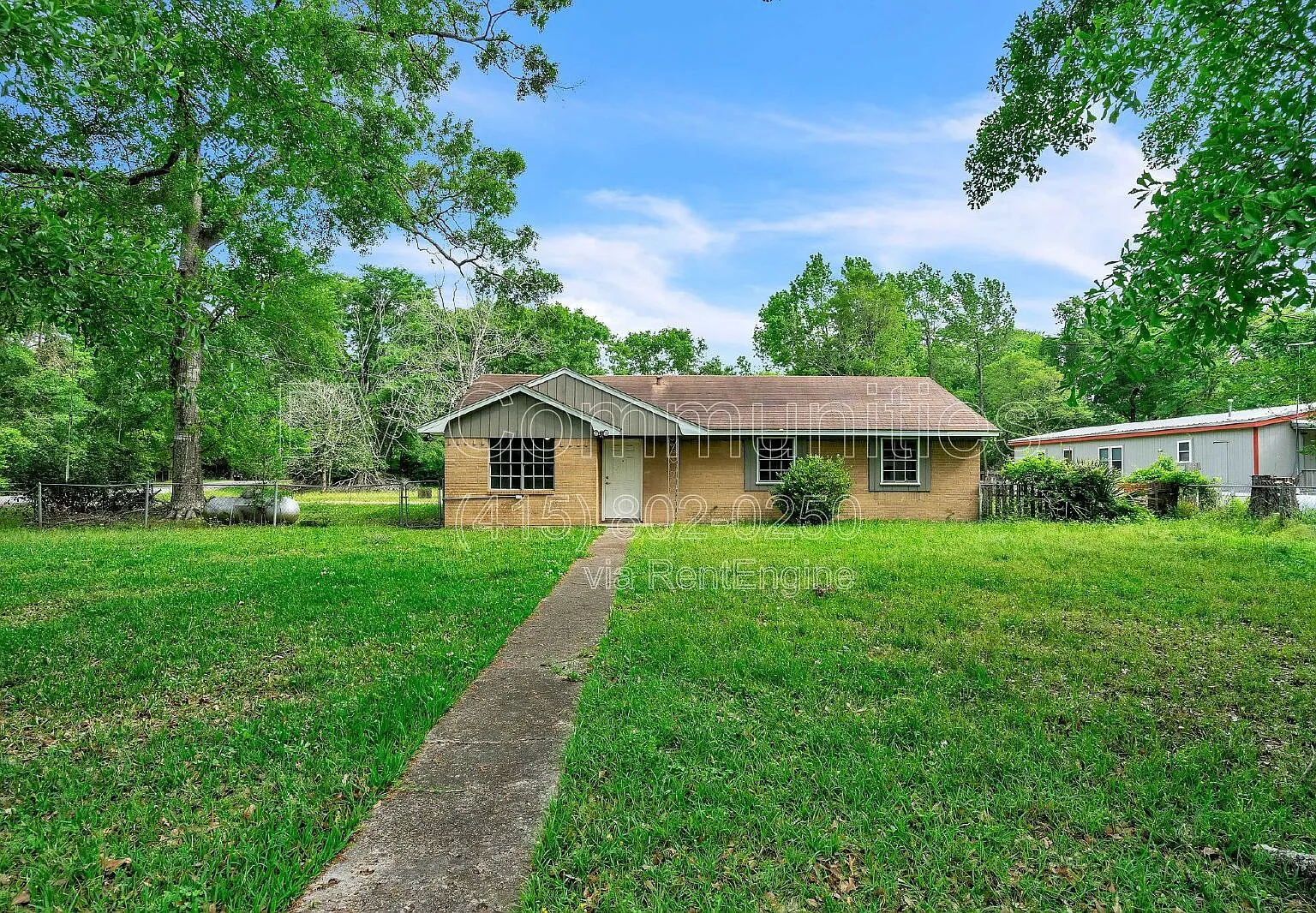 3 bed, 1.5 bath, 1224 sqft, $1,495 — Photo 1