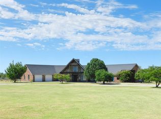 20551 SW Lee Blvd, Indiahoma, OK 73552