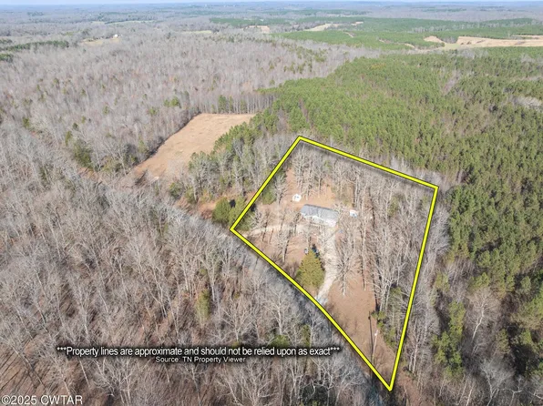 3467 Three Way Rd, Decaturville, TN 38329